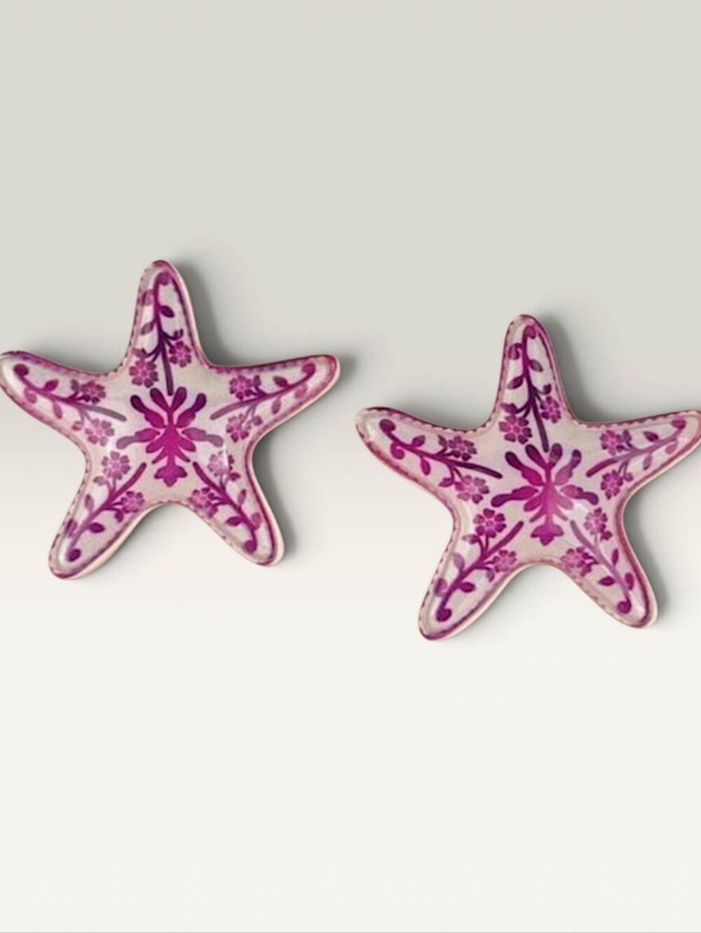 Pink & white metal starfish earrings enamel coating; 1.7h x 1.85w; nwot